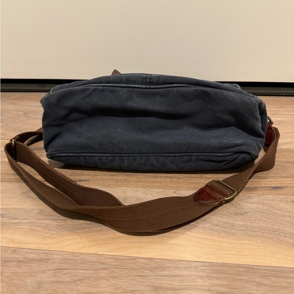 J. Crew Abingdon Messenger Bag - Picture 6 of 9